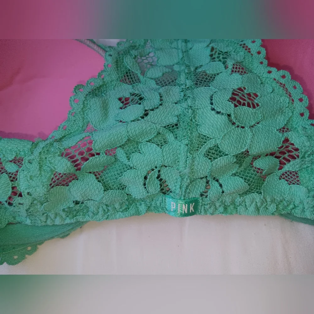 PINK Victoria's Secret Light Green Lace Date Racerback Push-up Bra. 32C - Picture 5 of 10